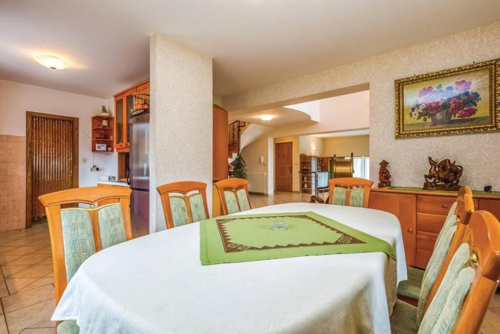 Appartement Lux apartman LEO à Kostrena Extérieur photo