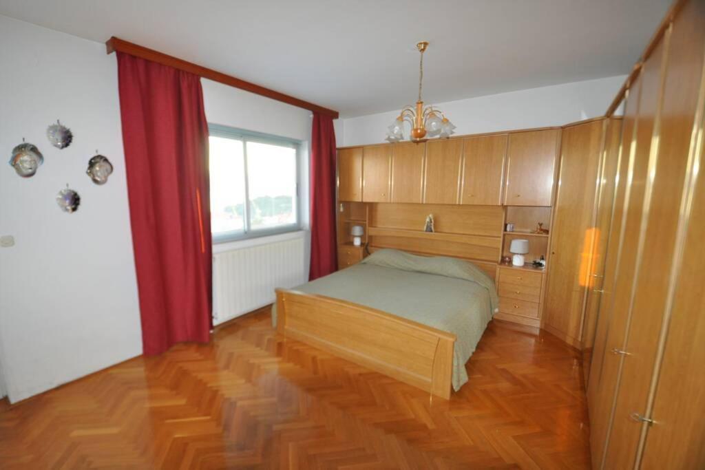 Appartement Lux apartman LEO à Kostrena Extérieur photo
